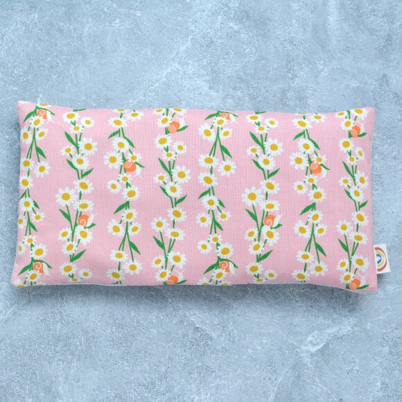 Daisy Chains in Pink Cotton Weighted Eye Pillow - Picture 1 of 4
